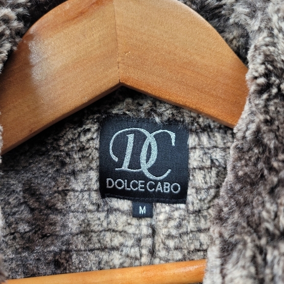 Dolce Cabo asymmetrical faux fur vest - Picture 9 of 10